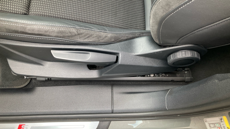 Audi Q3 35 TFSI Black Edition 5dr Petrol Estate